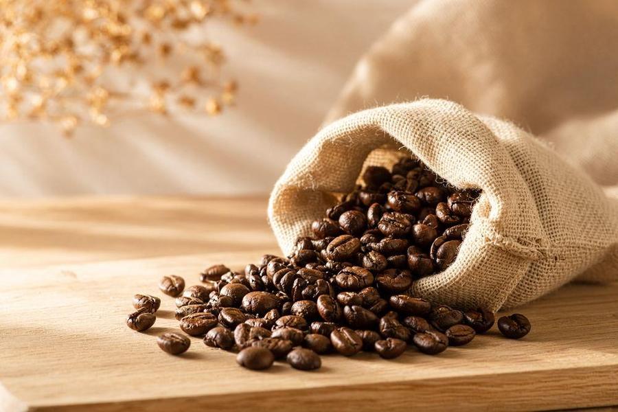 Grains de café torréfiés